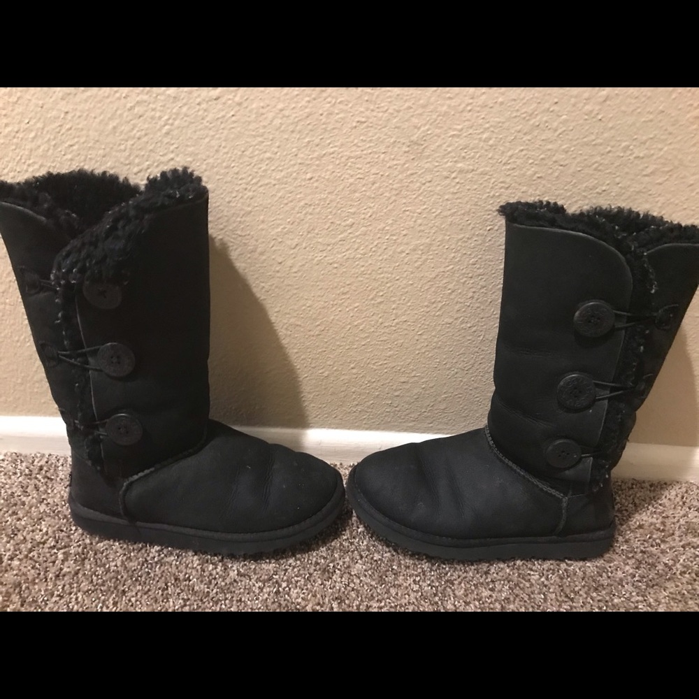 Authentic Uggs Boots/Bailey Button Used - image 1